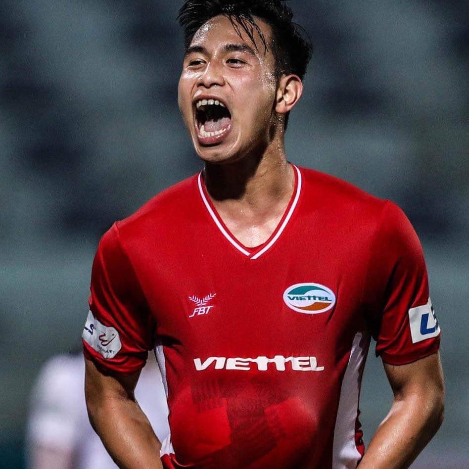 Việt Phong từng khoác áo CLB Viettel