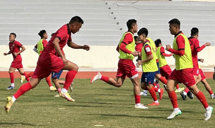 CLB Lâm Đồng đang tích cực tập luyện chuẩn bị cho giỉa hạng Nhất. Ảnh: Internet