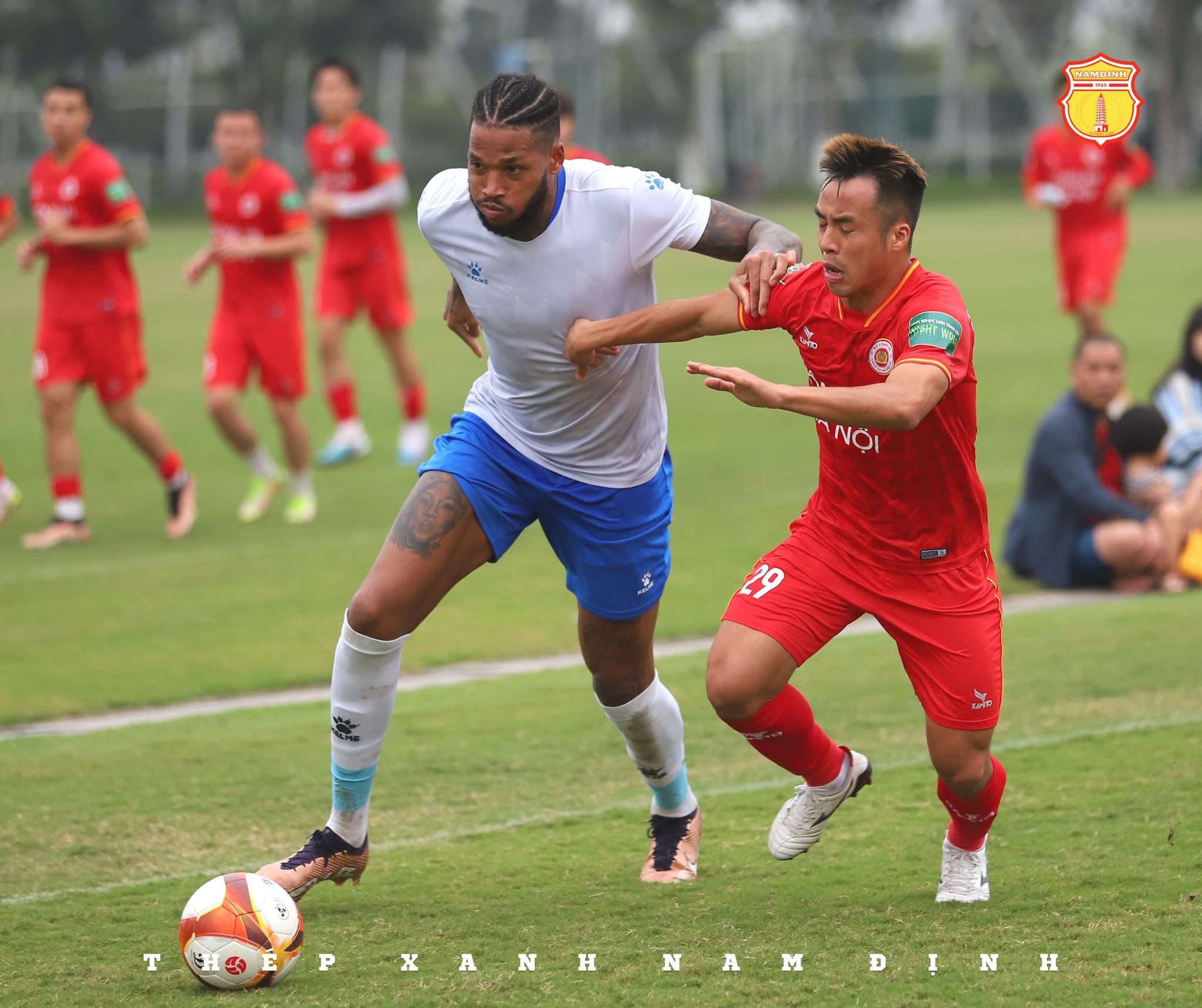 CHÙM ẢNH: Trận giao hữu giữa CLB Công An Hà Nội - CLB Thép Xanh Nam Định - Ảnh 4