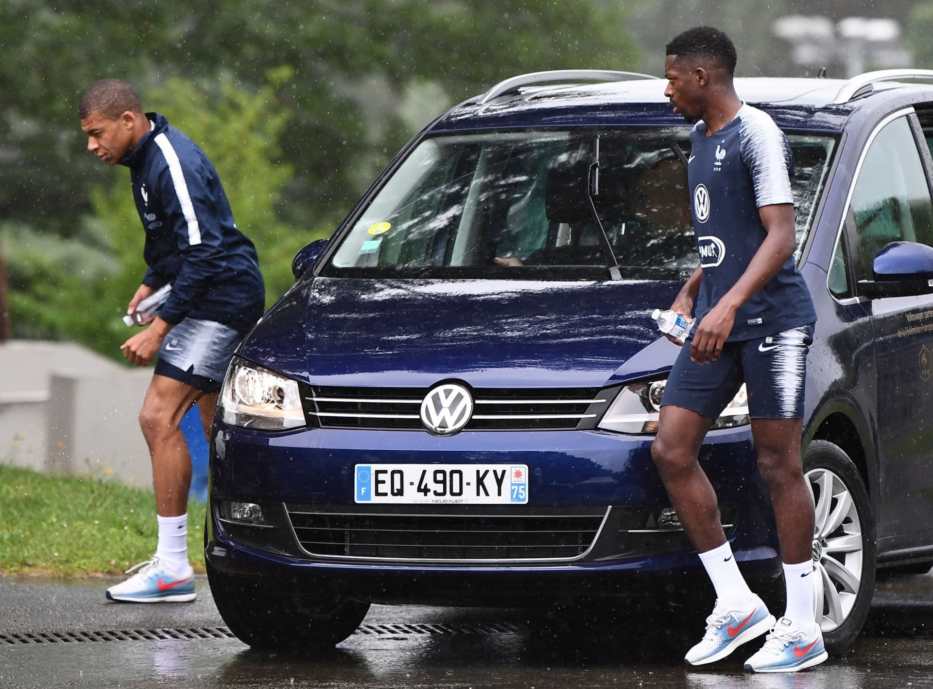 Mbappe là cầu thủ duy nhất tại Ligue 1 chưa có bằng lái xe.