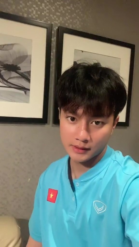 Tất tần tật về 'thủ môn hot boy' cao 1m83 của U20 Việt Nam khiến chị em mê mẩn - Ảnh 3 Tất tần tật về 'thủ môn hot boy' cao 1m83 của U20 Việt Nam khiến chị em mê mẩn - Ảnh 3