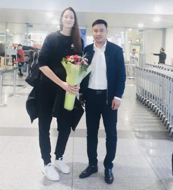 Chiêm ngưỡng nhan sắc như 'thiên thần' của nữ VĐV cao nhất giải bóng chuyền VĐQG - Ảnh 1 Chiêm ngưỡng nhan sắc như 'thiên thần' của nữ VĐV cao nhất giải bóng chuyền VĐQG - Ảnh 1