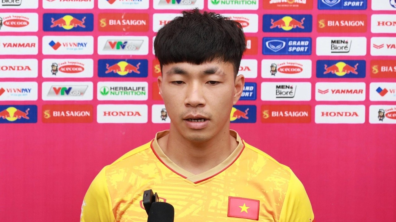 Tiền vệ U23 Việt Nam hào hứng khi HLV Troussier nói về khát vọng World Cup 1 Tiền vệ U23 Việt Nam hào hứng khi HLV Troussier nói về khát vọng World Cup 1