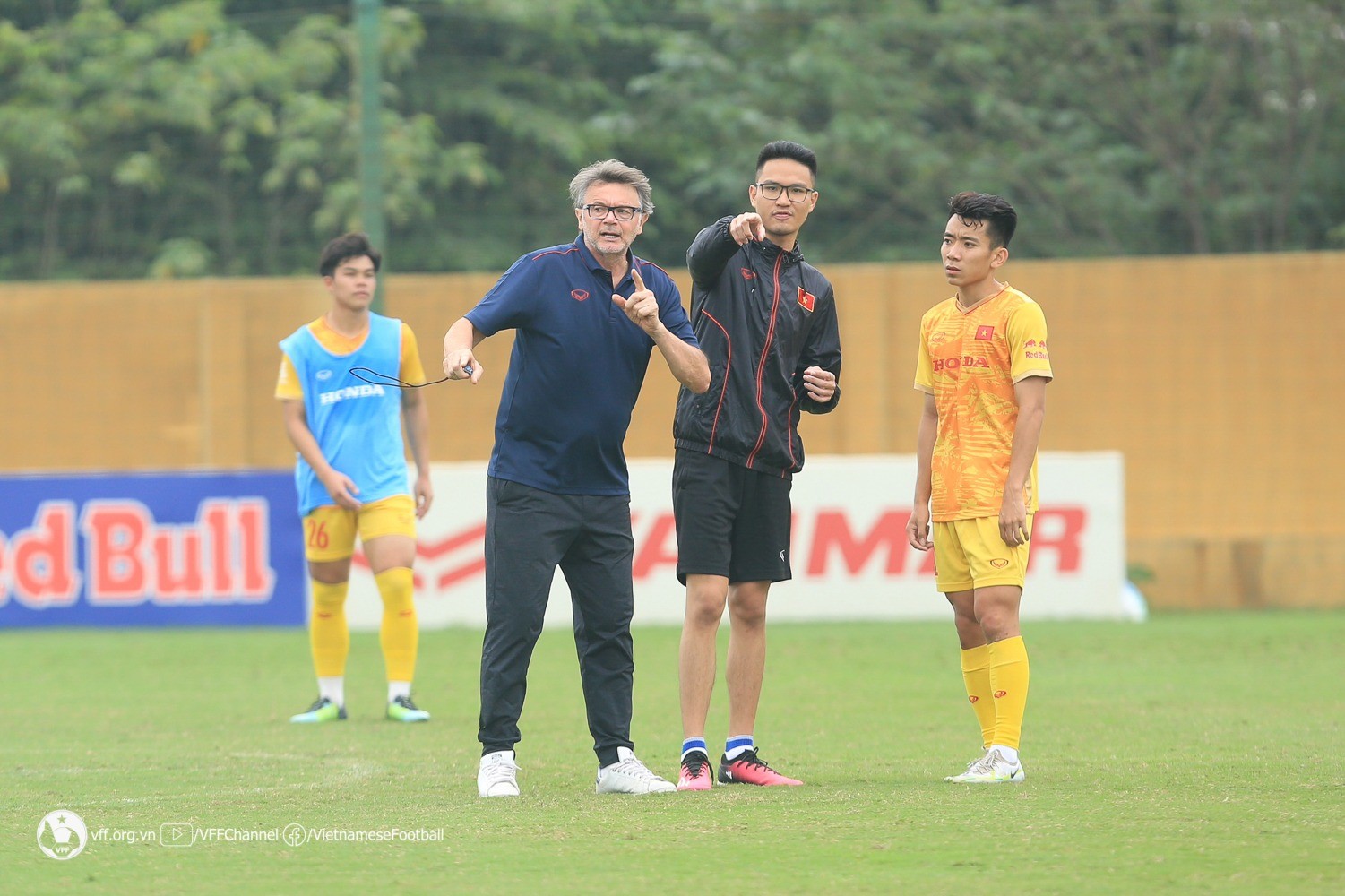 Đội bóng nào tại V-League có nhiều tuyển thủ khoác áo U23 Việt Nam nhất? 1 Đội bóng nào tại V-League có nhiều tuyển thủ khoác áo U23 Việt Nam nhất? 1
