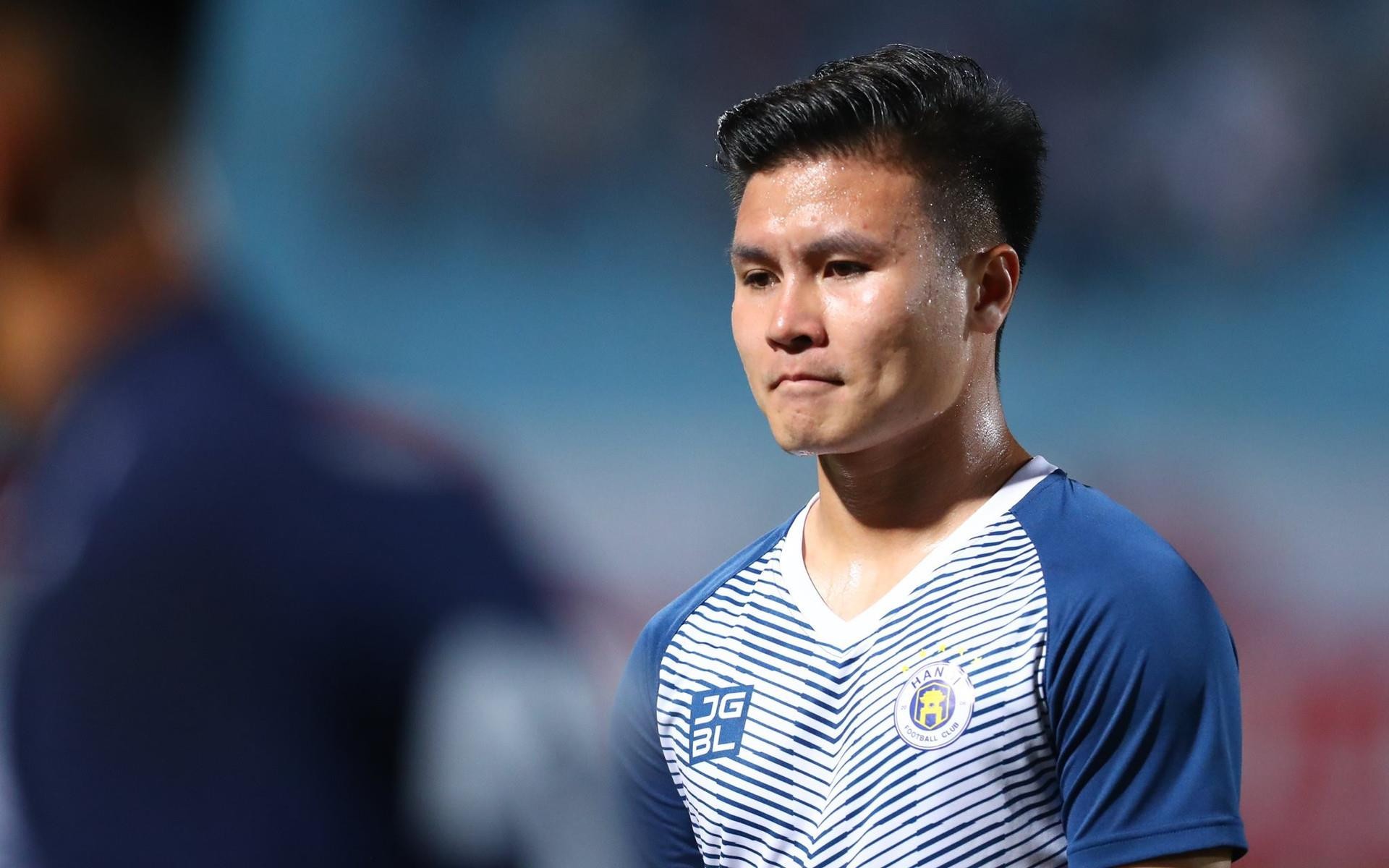 Mờ mịt tương lai ở Pháp, Quang Hải nên trở về V-League? 3 Mờ mịt tương lai ở Pháp, Quang Hải nên trở về V-League? 3