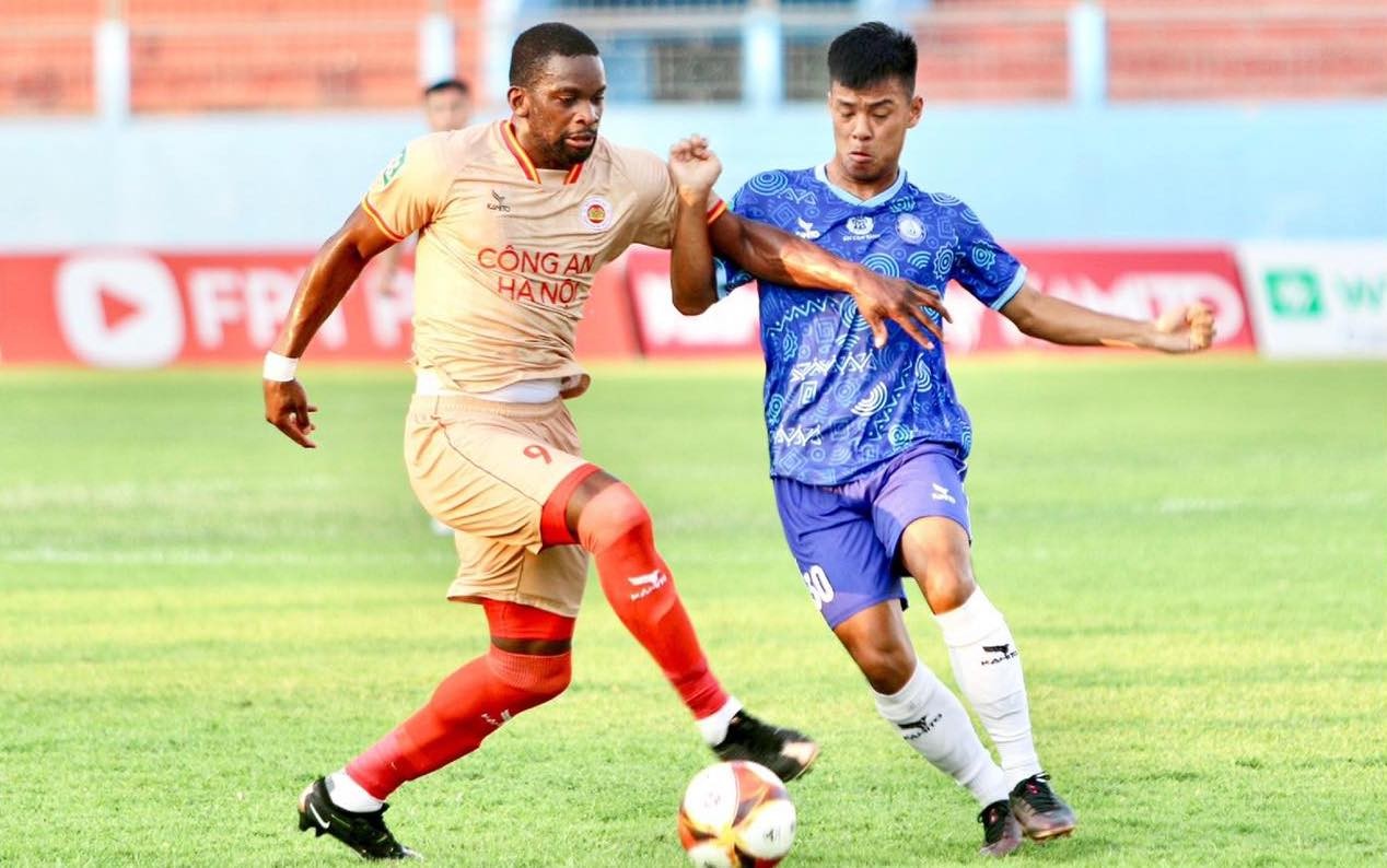 CLB Công an Hà Nội nhận tin 'dữ' trước trận gặp Hải Phòng tại vòng 5 V-League 2023 2 CLB Công an Hà Nội nhận tin 'dữ' trước trận gặp Hải Phòng tại vòng 5 V-League 2023 2