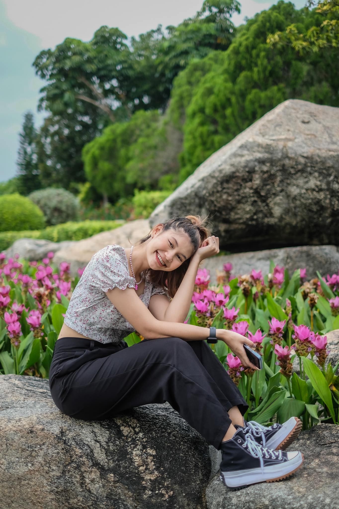 Chiêm ngưỡng vẻ đẹp hút hồn của kiều nữ cầu mây Thái Lan khiến NHM Đông Nam Á bỏng mắt 5 Chiêm ngưỡng vẻ đẹp hút hồn của kiều nữ cầu mây Thái Lan khiến NHM Đông Nam Á bỏng mắt 5