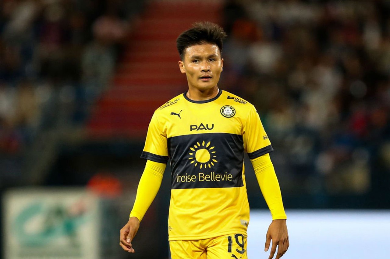 Quang Hải gặp nhiều khó khăn tại Pau FC