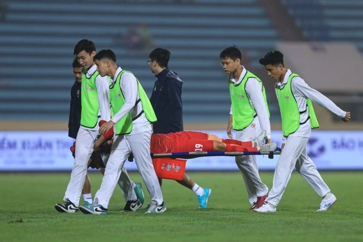 V-League 2023: Tiền vệ Hải Phòng nghỉ hết lượt đi, trung vệ Nam Định thoát án phạt 1 V-League 2023: Tiền vệ Hải Phòng nghỉ hết lượt đi, trung vệ Nam Định thoát án phạt 1
