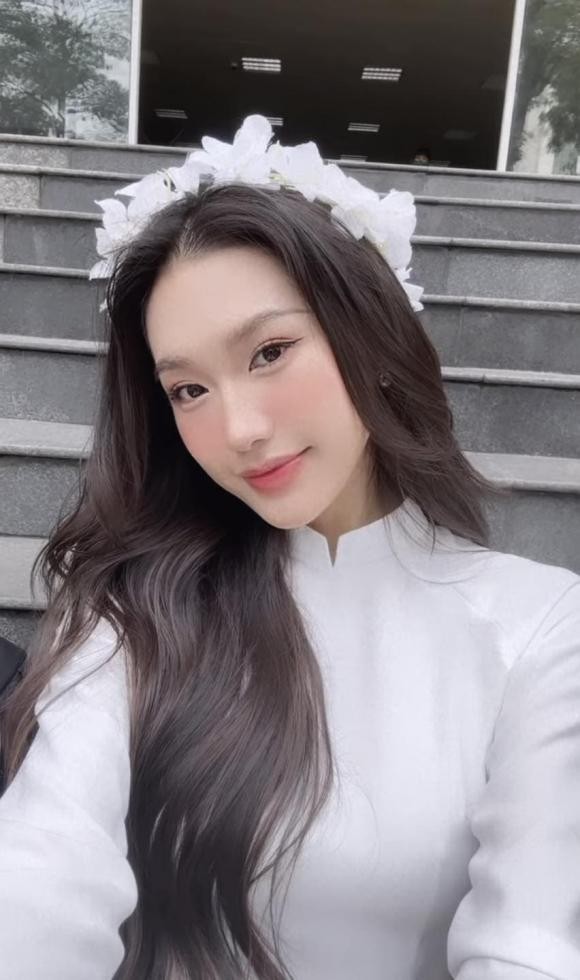 Đoàn Văn Hậu cùng bạn gái Top 10 hoa hậu đi du lịch, hé lộ cách xưng hô đặc biệt - Ảnh 3