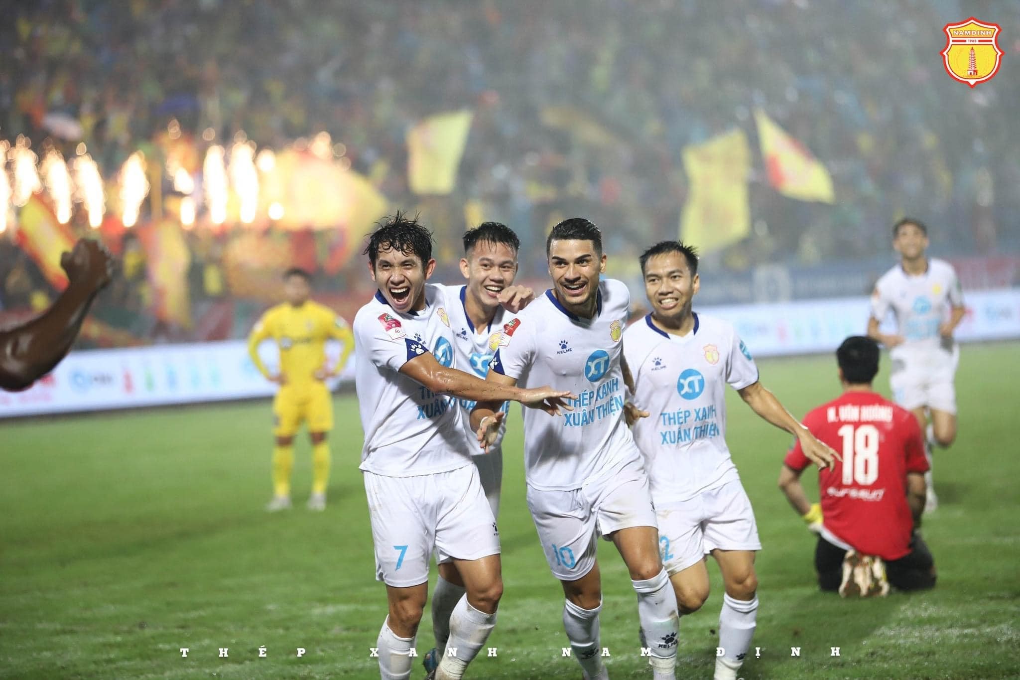 2 ngoại binh hàng đầu V-League xin nhập tịch, sẵn sàng cống hiến cho ĐT Việt Nam 4 2 ngoại binh hàng đầu V-League xin nhập tịch, sẵn sàng cống hiến cho ĐT Việt Nam 4