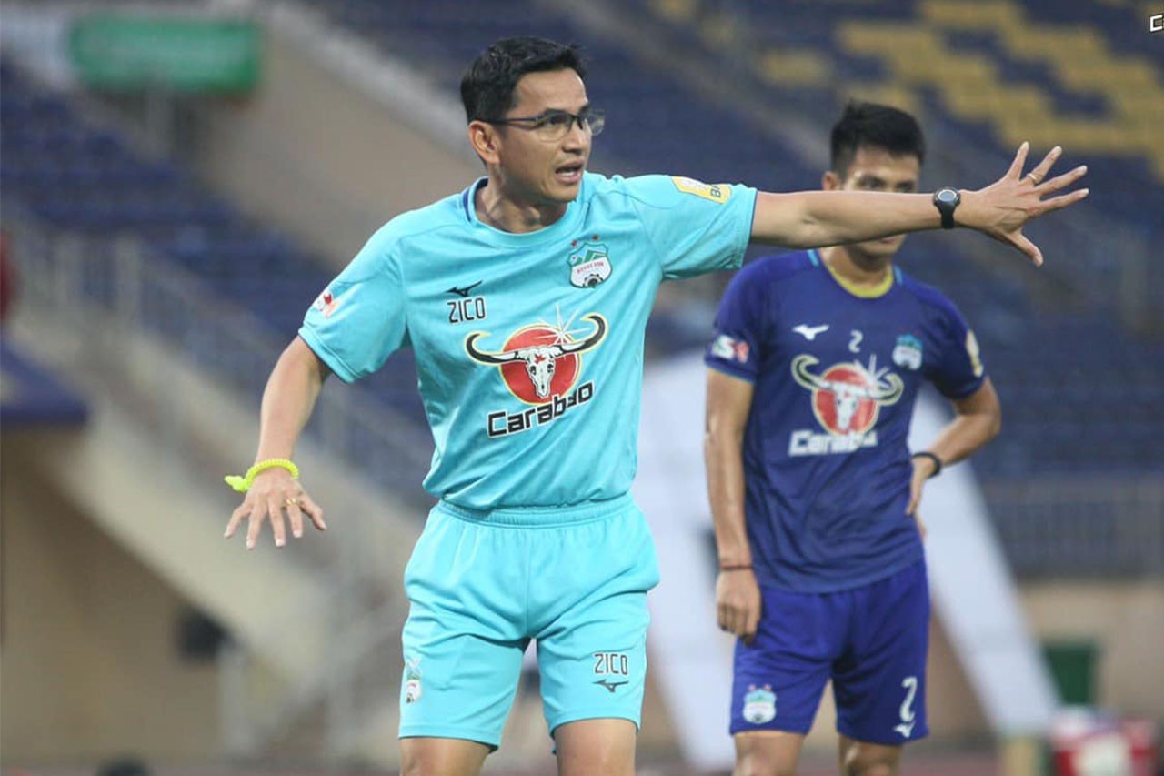 Các CLB V-League gặp nhiều khó khăn khi giải đấu bị ngắt quãng. Ảnh: CLB HAGL Các CLB V-League gặp nhiều khó khăn khi giải đấu bị ngắt quãng. Ảnh: CLB HAGL