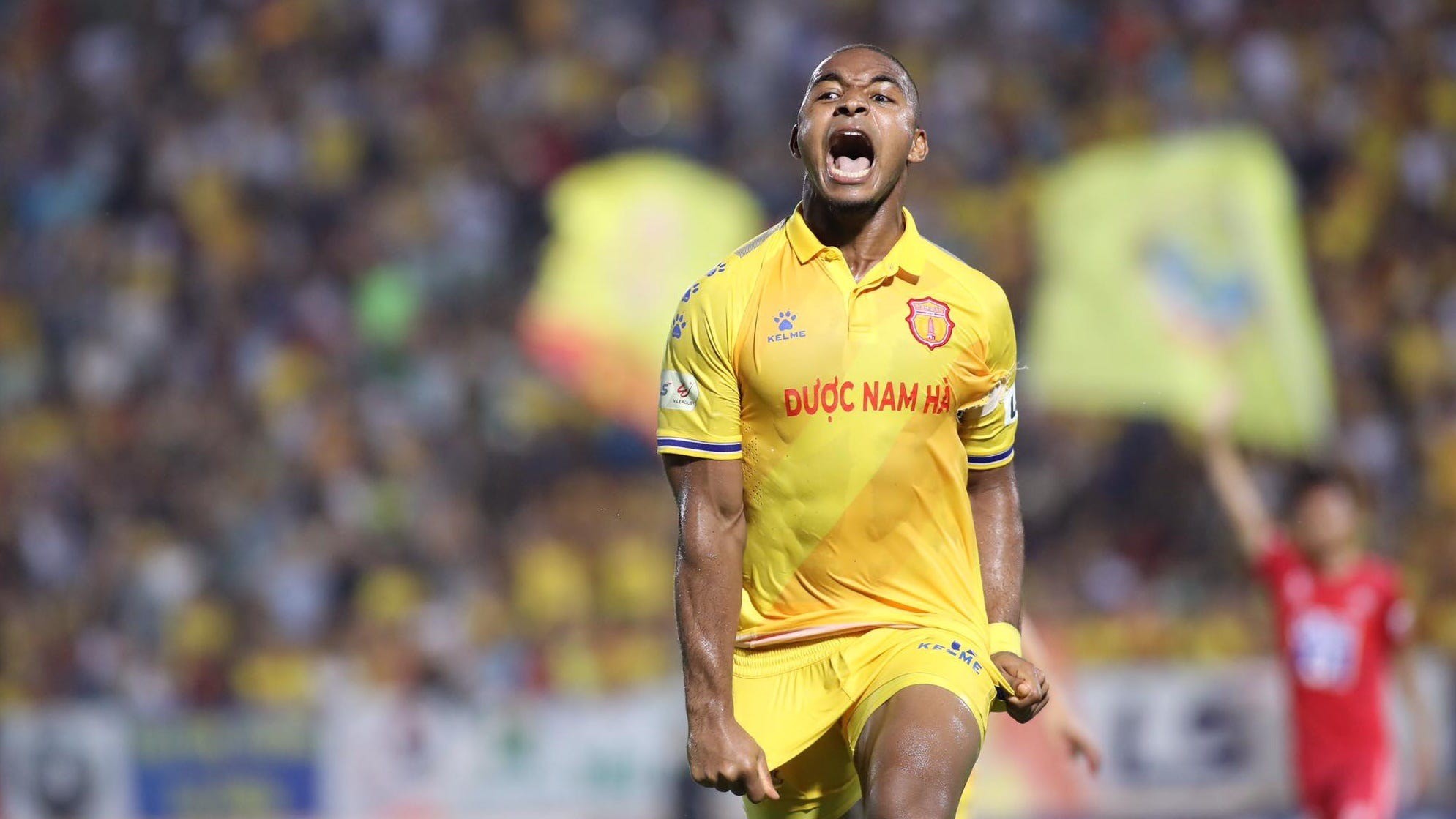 Một CLB tại V-League đạt thỏa thuận chiêu mộ trung vệ nhập tịch Brazil 2 Một CLB tại V-League đạt thỏa thuận chiêu mộ trung vệ nhập tịch Brazil 2