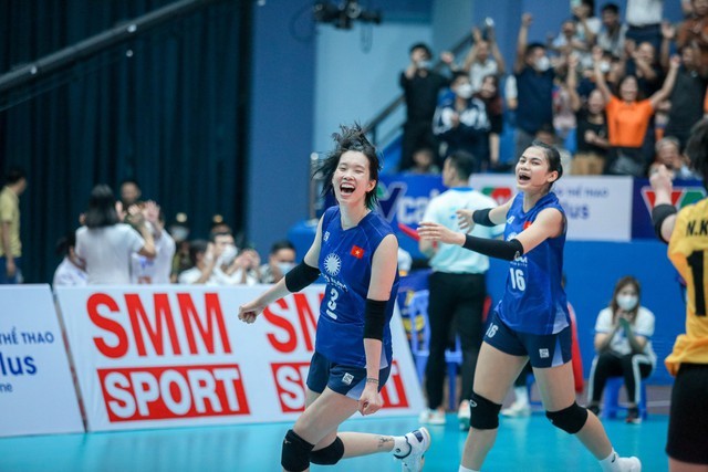 ĐT bóng chuyền nữ Việt Nam làm nên lịch sử tại giải bóng chuyền các CLB châu Á 2023 ĐT bóng chuyền nữ Việt Nam làm nên lịch sử tại giải bóng chuyền các CLB châu Á 2023