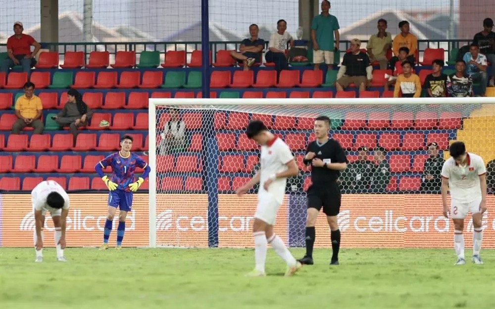 U22 Việt Nam chính thức xác lập kỷ lục SEA Games sau trận thắng Singapore 1 U22 Việt Nam chính thức xác lập kỷ lục SEA Games sau trận thắng Singapore 1