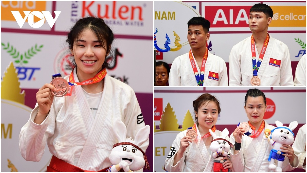 SEA Games 32: VĐV Thái Lan bật khóc nức nở vì thua chủ nhà Campuchia 3 SEA Games 32: VĐV Thái Lan bật khóc nức nở vì thua chủ nhà Campuchia 3