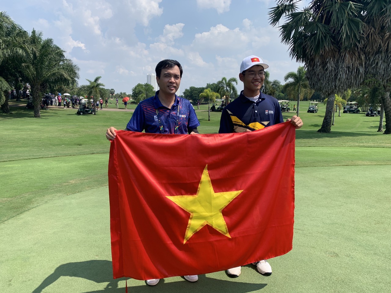 Tay golf trẻ 15 tuổi giành HCV SEA Games lịch sử cho đoàn Việt Nam - Ảnh 2
