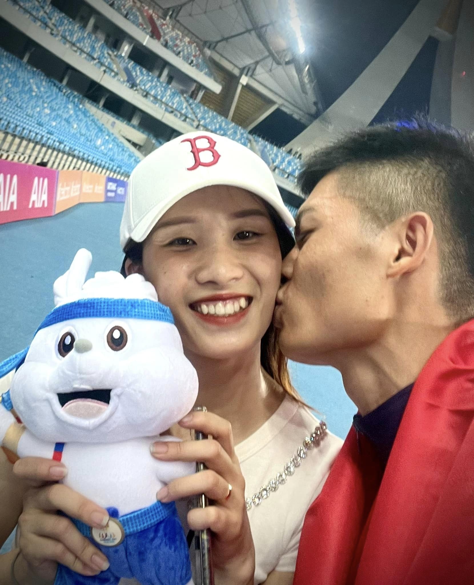 Tiến Trọng cùng bà xã Phương Trinh