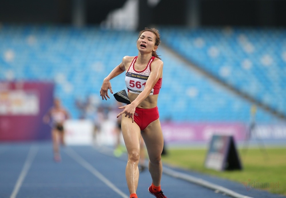 Thầy ruột tiết lộ điều bất ngờ về 'siêu nhân' Nguyễn Thị Oanh tại SEA Games 32 2 Thầy ruột tiết lộ điều bất ngờ về 'siêu nhân' Nguyễn Thị Oanh tại SEA Games 32 2