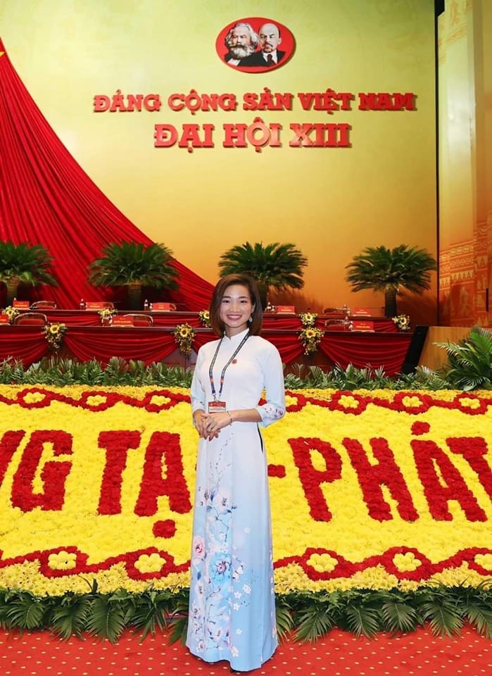 'Cô gái Vàng' Nguyễn Thi Oanh: Mạnh mẽ trên đường chạy, duyên dáng ngoài đời thường 7 'Cô gái Vàng' Nguyễn Thi Oanh: Mạnh mẽ trên đường chạy, duyên dáng ngoài đời thường 7