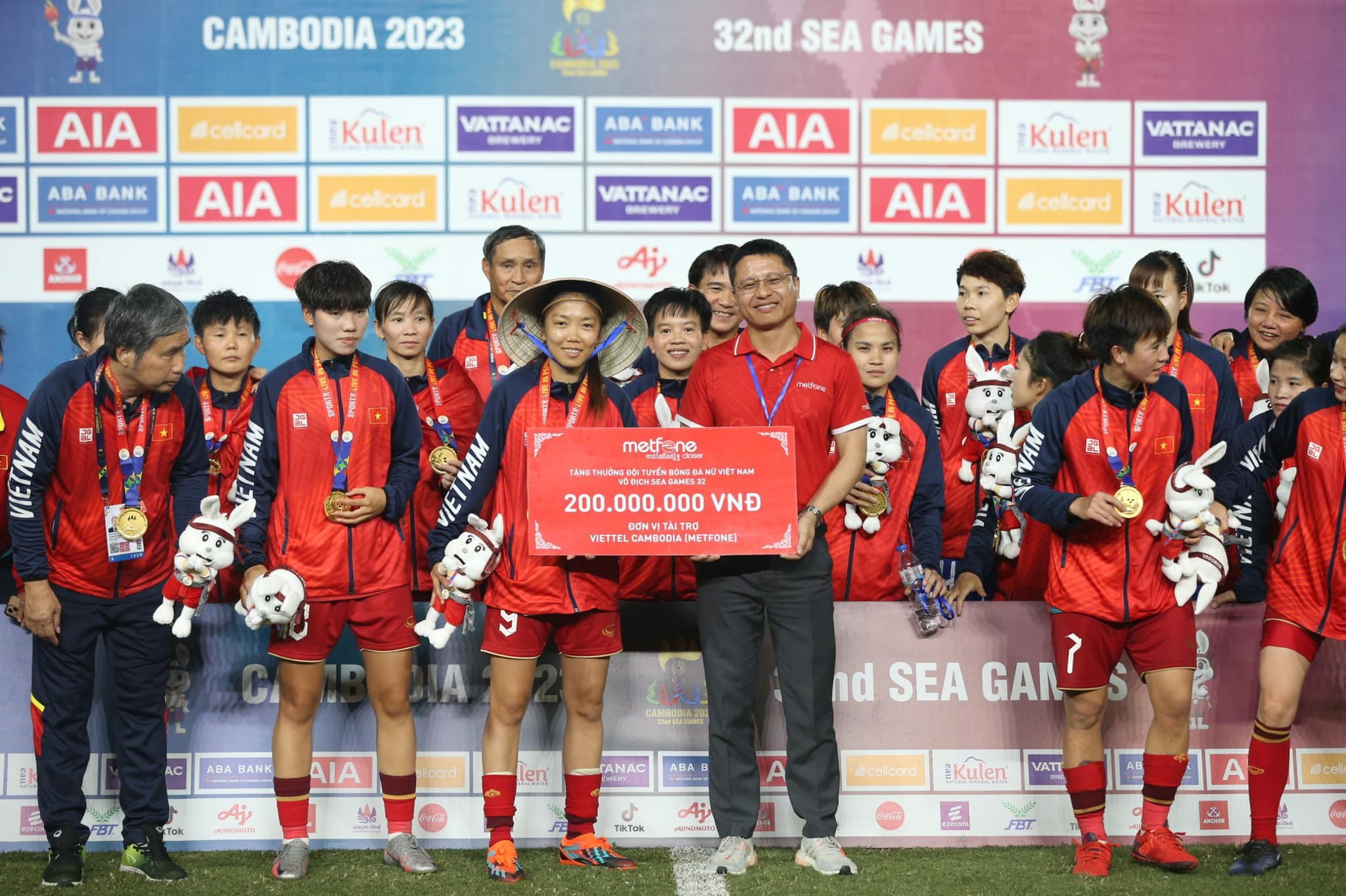 ĐT nữ Việt Nam đi vào lịch sử SEA Games, HLV Mai Đức Chung nói gì? - Ảnh 2