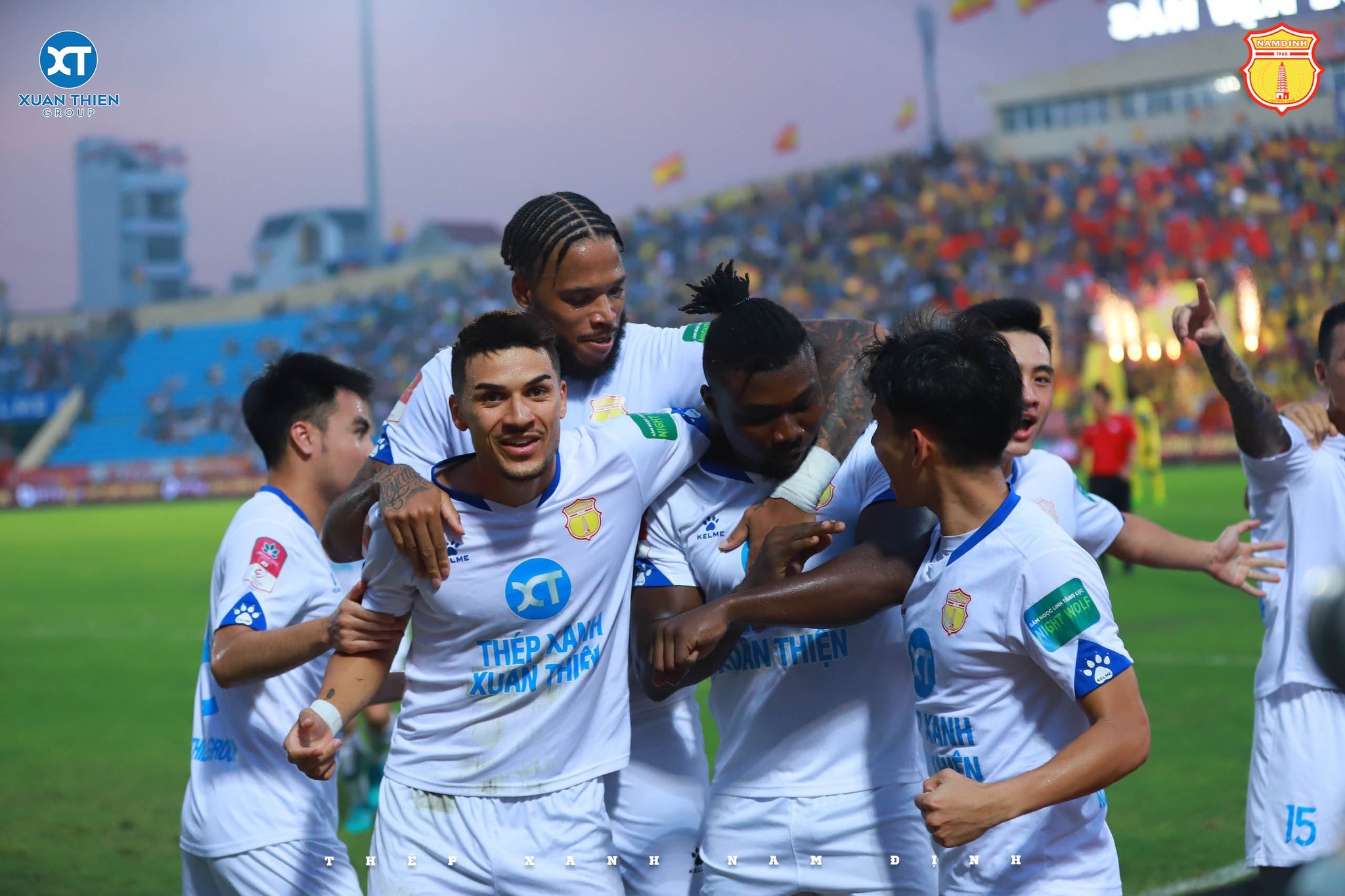 Rộ tin ông Gong Oh-kyun thay HLV Vũ Hồng Việt cầm quân tại V-League 1 Rộ tin ông Gong Oh-kyun thay HLV Vũ Hồng Việt cầm quân tại V-League 1