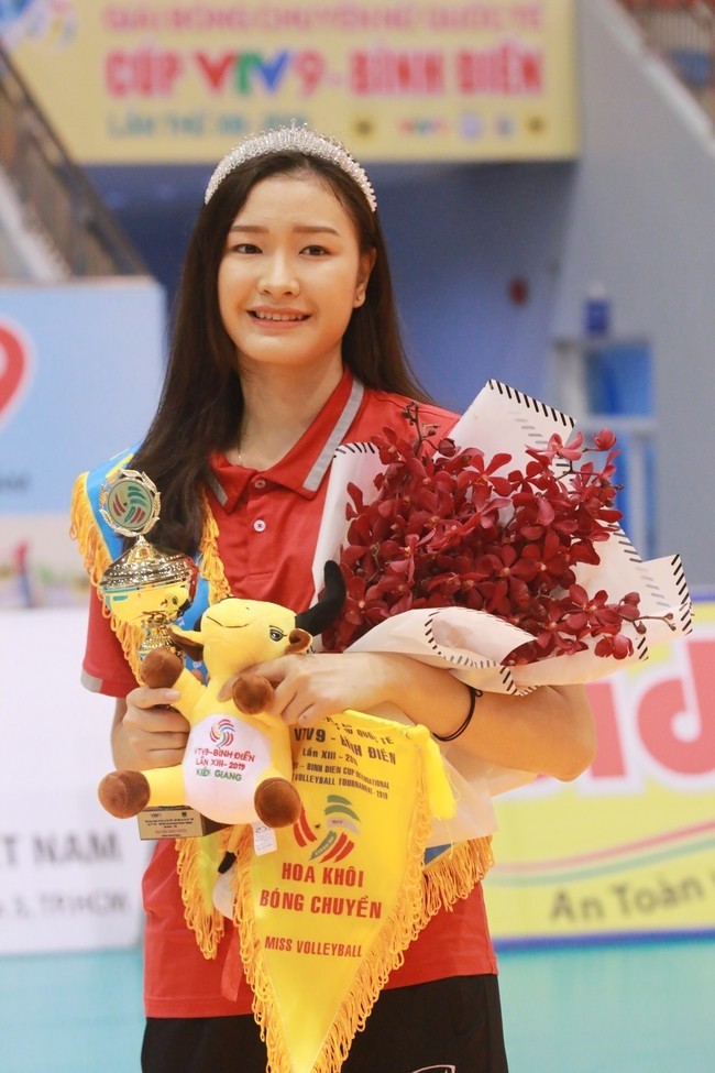 Kim Thanh trở thành Miss TVT Cup 2018