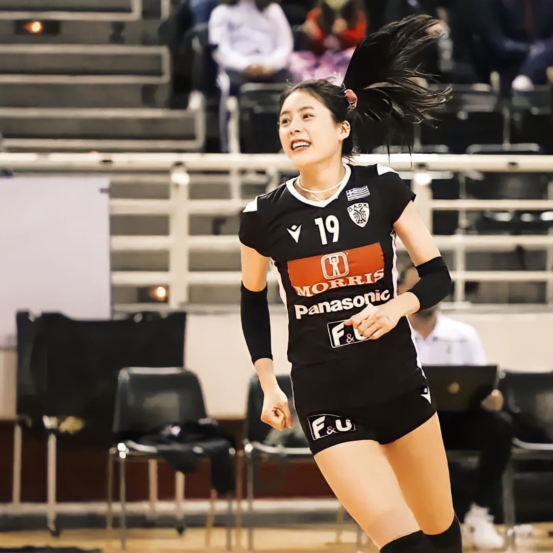 Choáng ngợp trước nhan sắc của mỹ nhân bóng chuyền Hàn Quốc - Ảnh 1