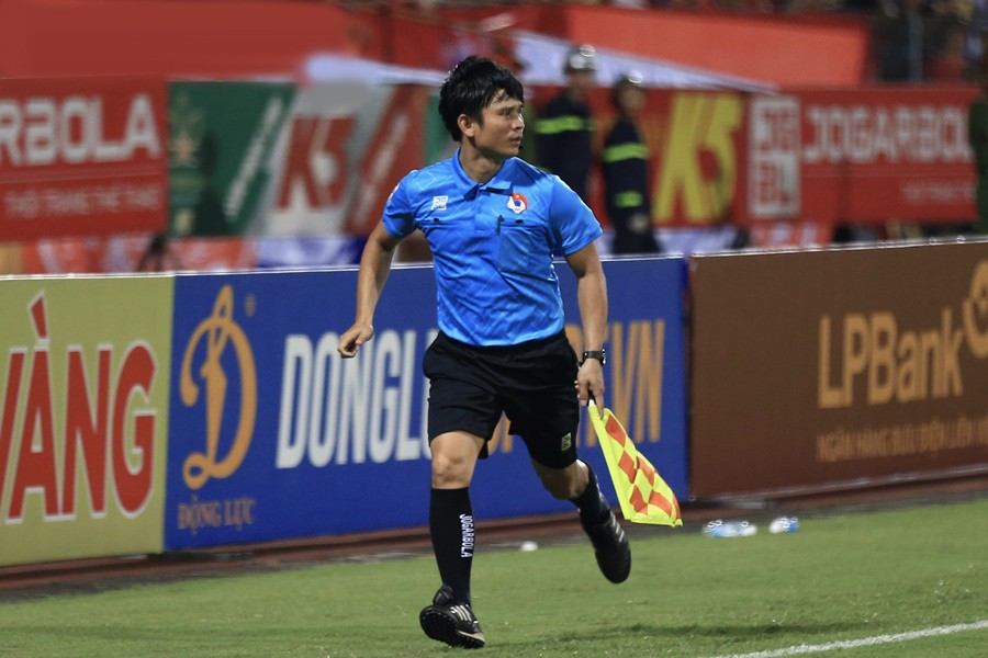 Trợ lý trọng tài Nguyễn Thành Sơn