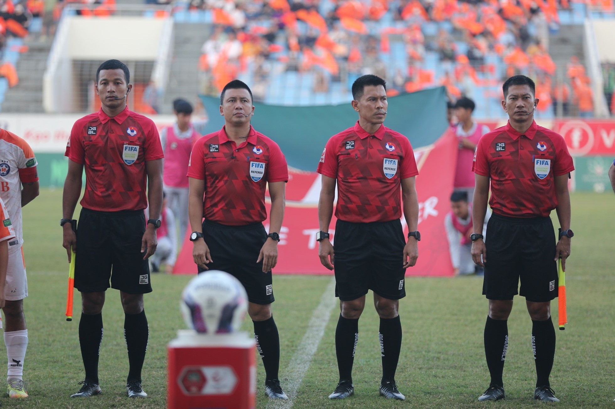 Trọng tài Mongkoichai từng nhiều lần cầm còi tại V-League