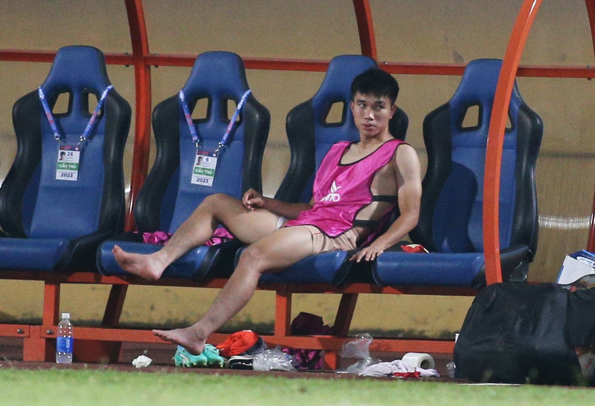 Chấn thương khiến Văn Đô lỡ cơ hội lên tuyển Việt Nam