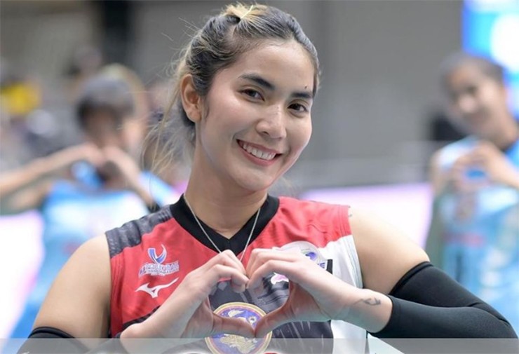 Piyanut Pannoy đã cùng đội bóng xứ sở chùa vàng có 6 lần giành huy chương vàng môn bóng chuyền nữ ở các kỳ SEA Games.