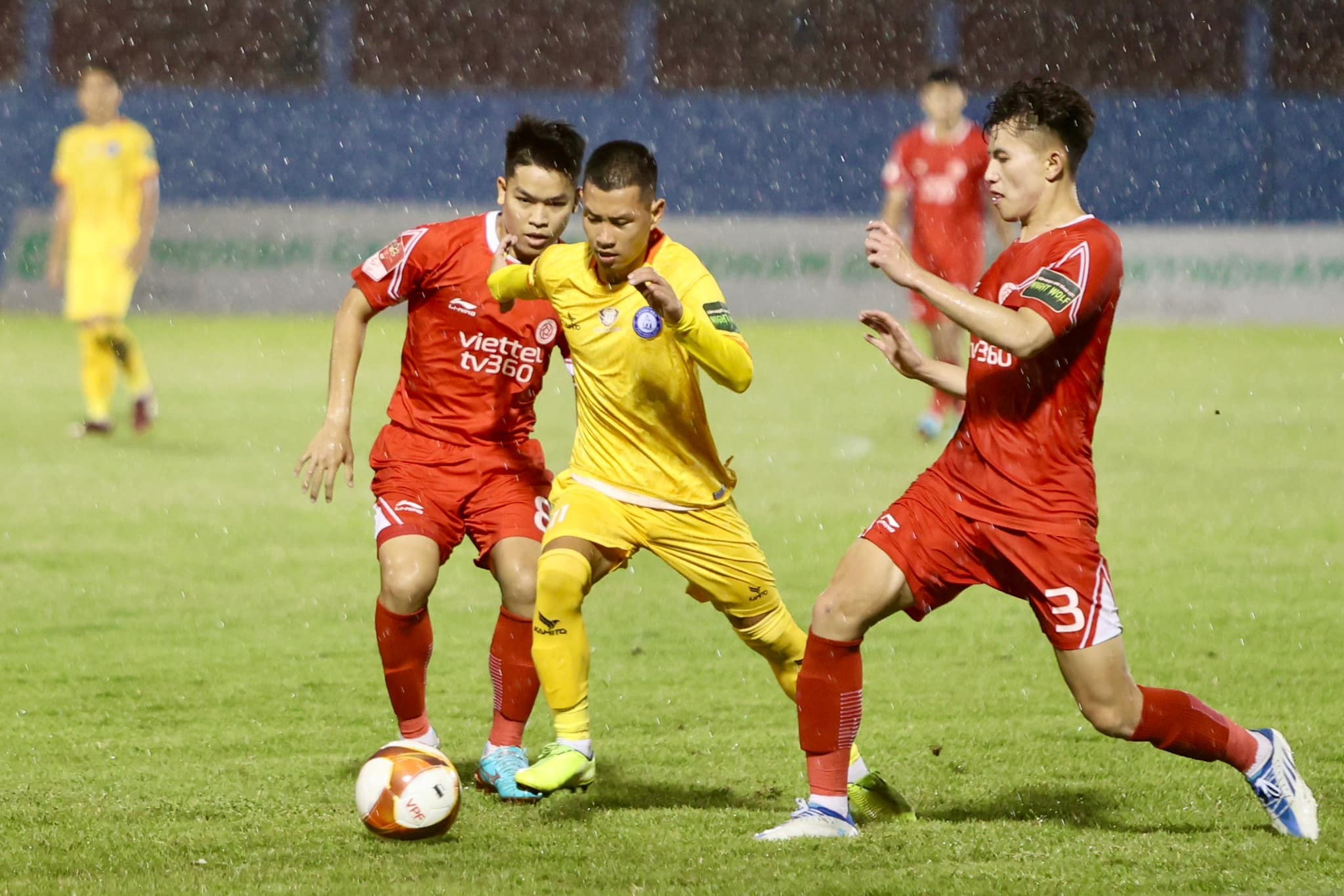 Viettel chia điểm với Khánh Hòa ở vòng 11 V-League 2023