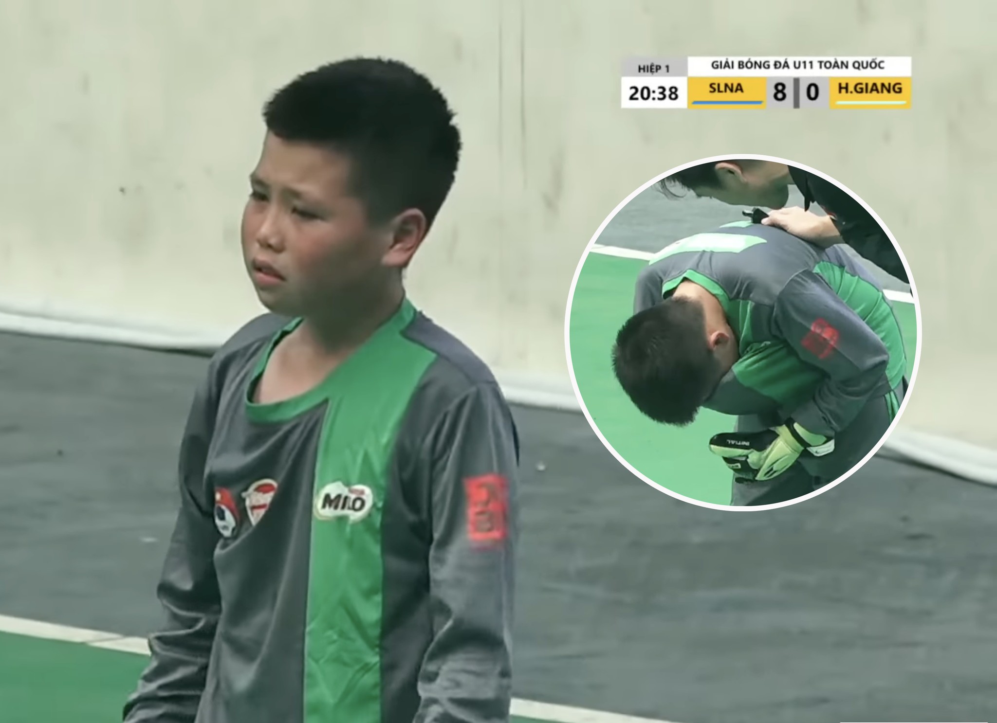 Thủ môn U11 Hà Giang bật khóc ở trận thua đậm U11 SLNA