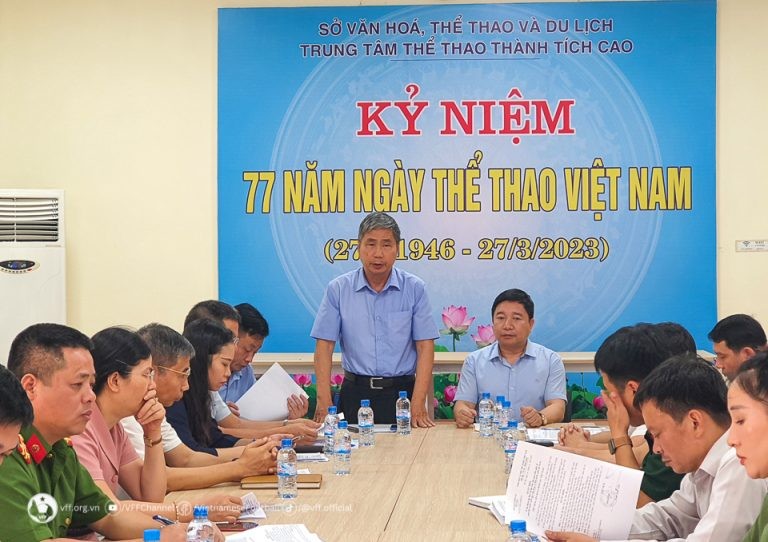 Tổng thư ký Dương Nghiệp Khôi dẫn đầu đã có buổi làm việc với BTC sân Thiên Trường