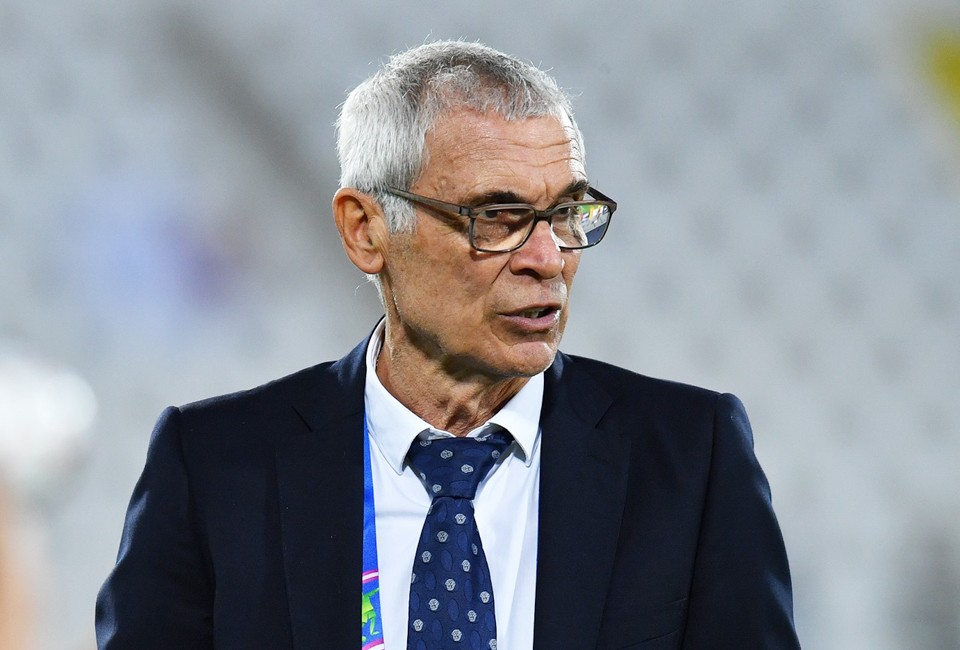 HLV Hector Cuper