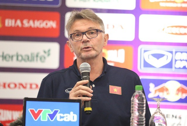 HLV Troussier đánh giá rất cao sức mạnh của ĐT Syria HLV Troussier đánh giá rất cao sức mạnh của ĐT Syria