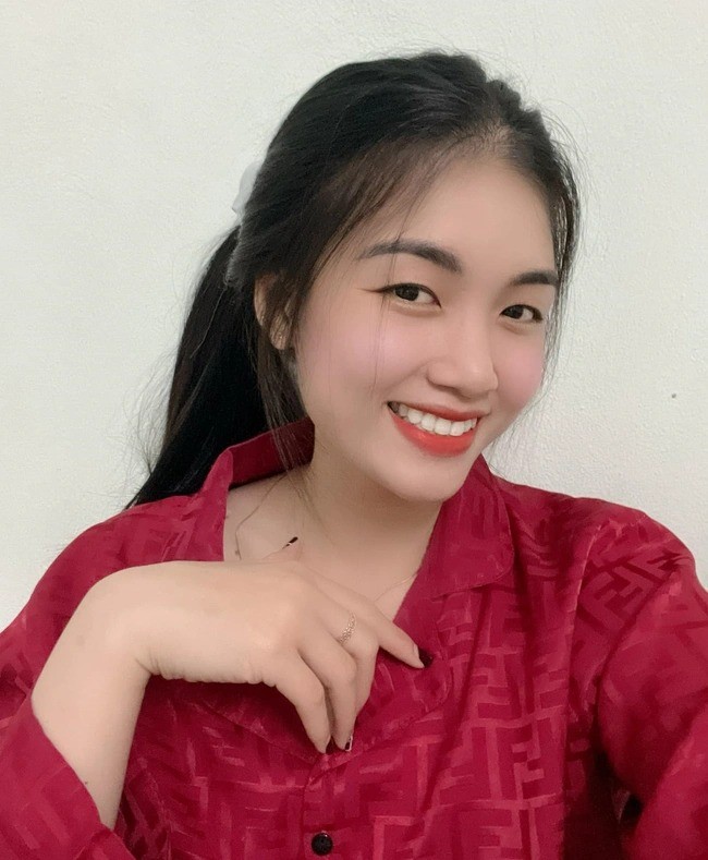 Mê mẩn trước nhan sắc của hoa khôi 9X bóng chuyền Việt Nam, vừa xinh đẹp lại tài năng - Ảnh 2