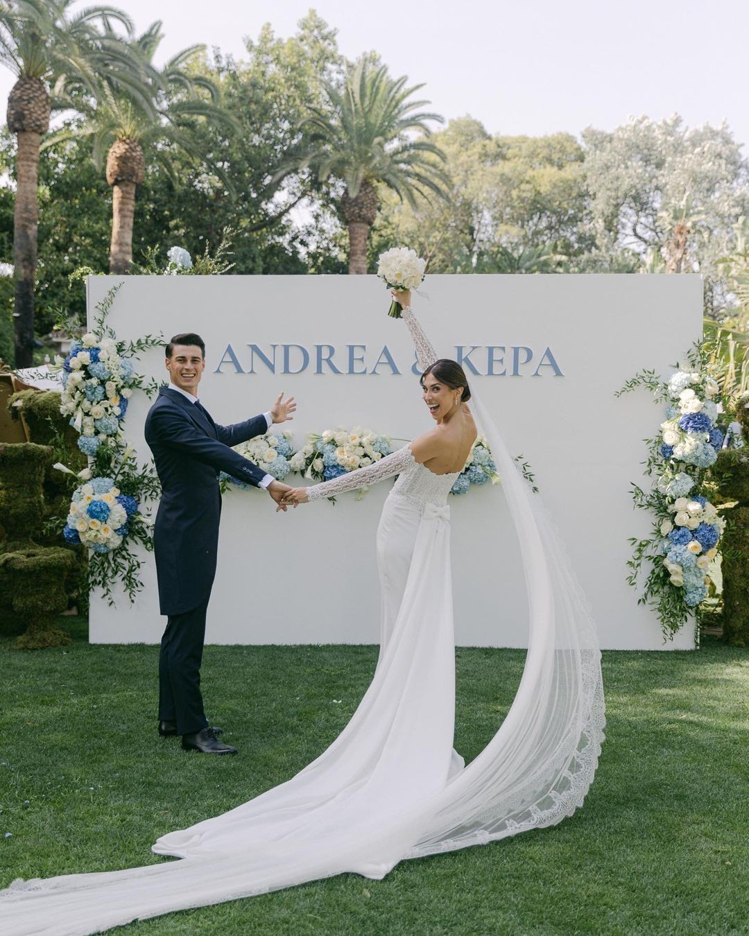 Thủ môn Kepa Arrizabalaga đã kết hôn với hoa hậu hoàn vũ Andrea Martinez Thủ môn Kepa Arrizabalaga đã kết hôn với hoa hậu hoàn vũ Andrea Martinez