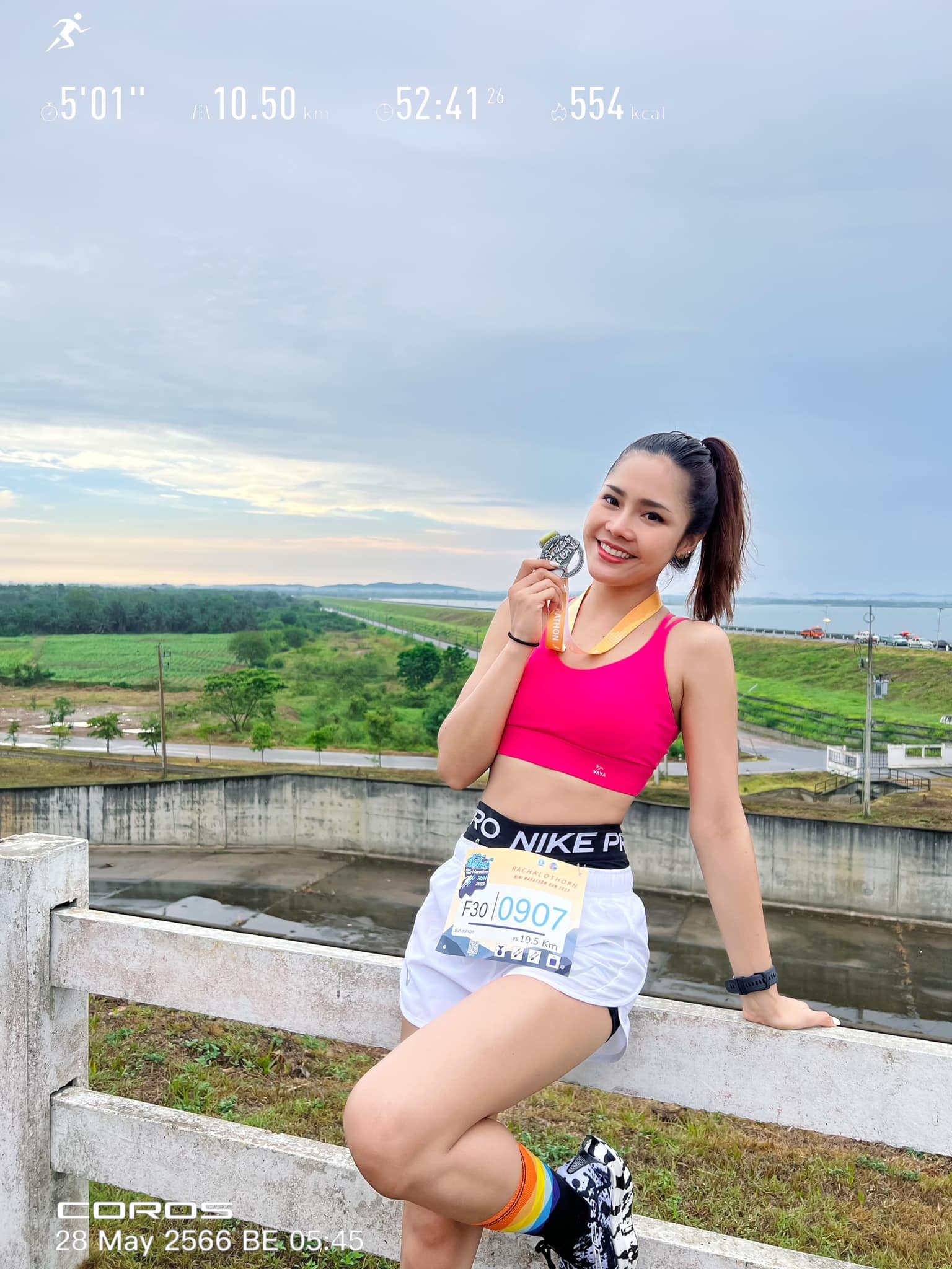 CHÙM ẢNH: Hot girl marathon Thái Lan diện bikini khoe vẻ đẹp làm xao xuyến lòng người - Ảnh 1