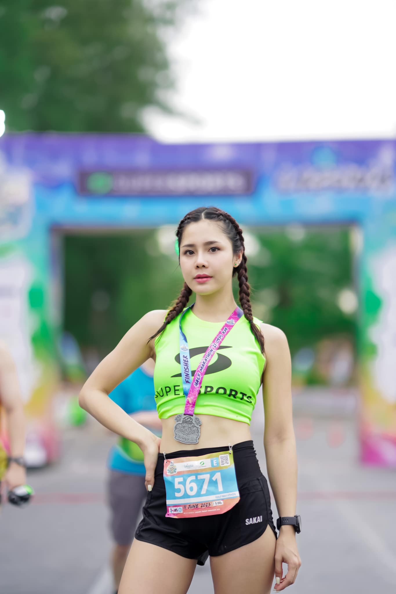 Gubgib Warisa, 31 tuổi, đến với marathon được 6 năm, người đẹp Thái Lan đã có quá trình tiến bộ không ngừng