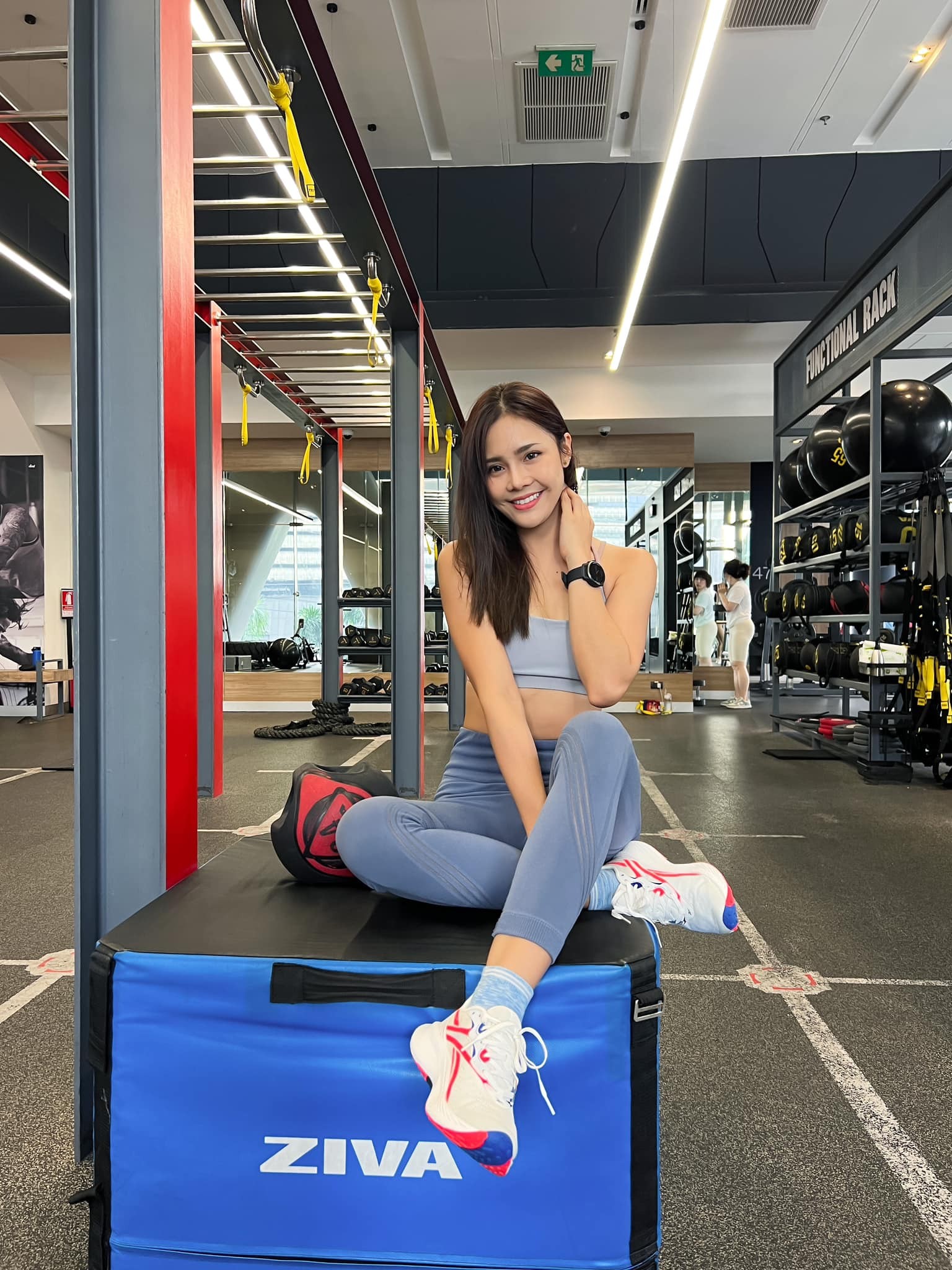 CHÙM ẢNH: Hot girl marathon Thái Lan diện bikini khoe vẻ đẹp làm xao xuyến lòng người - Ảnh 2