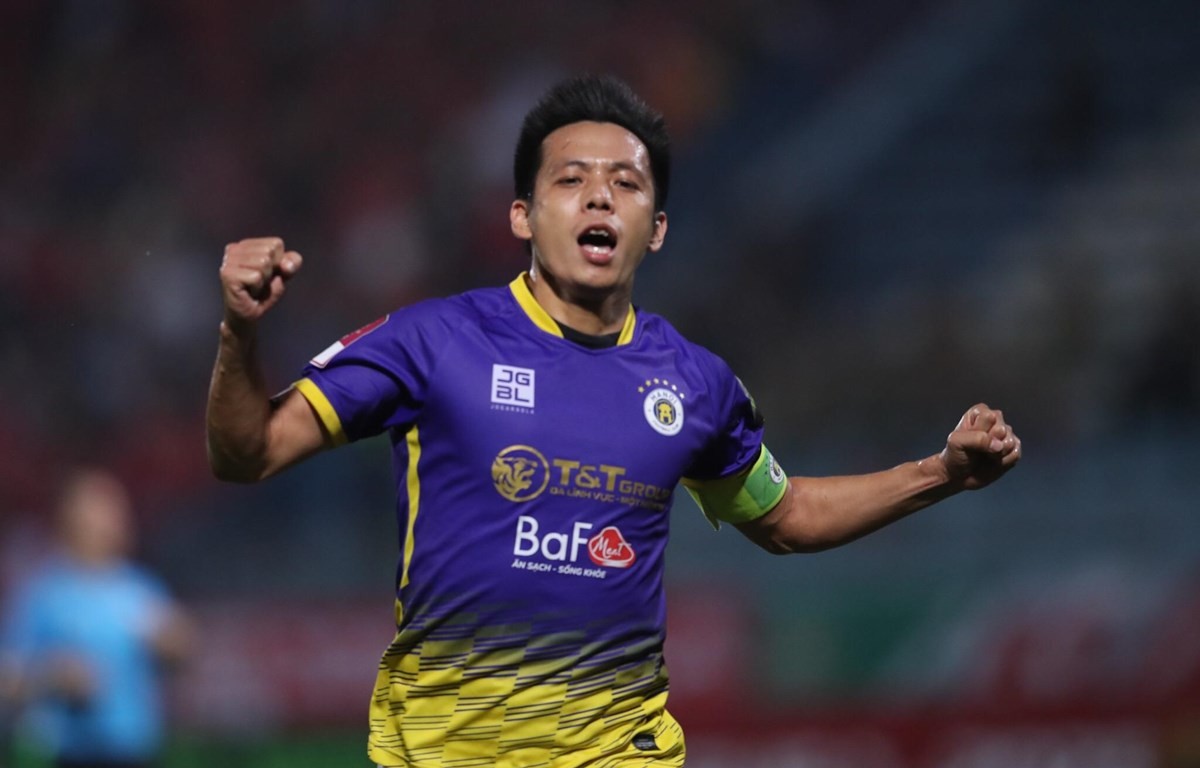 Văn Quyết sắp trở lại V-League 2023 sau án treo giò