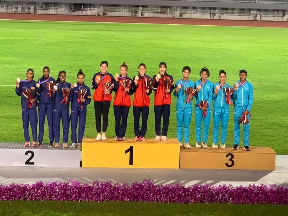Đội điền kinh 4x400m nữ nhận khoản thưởng lớn sau tấm HCV lịch sử