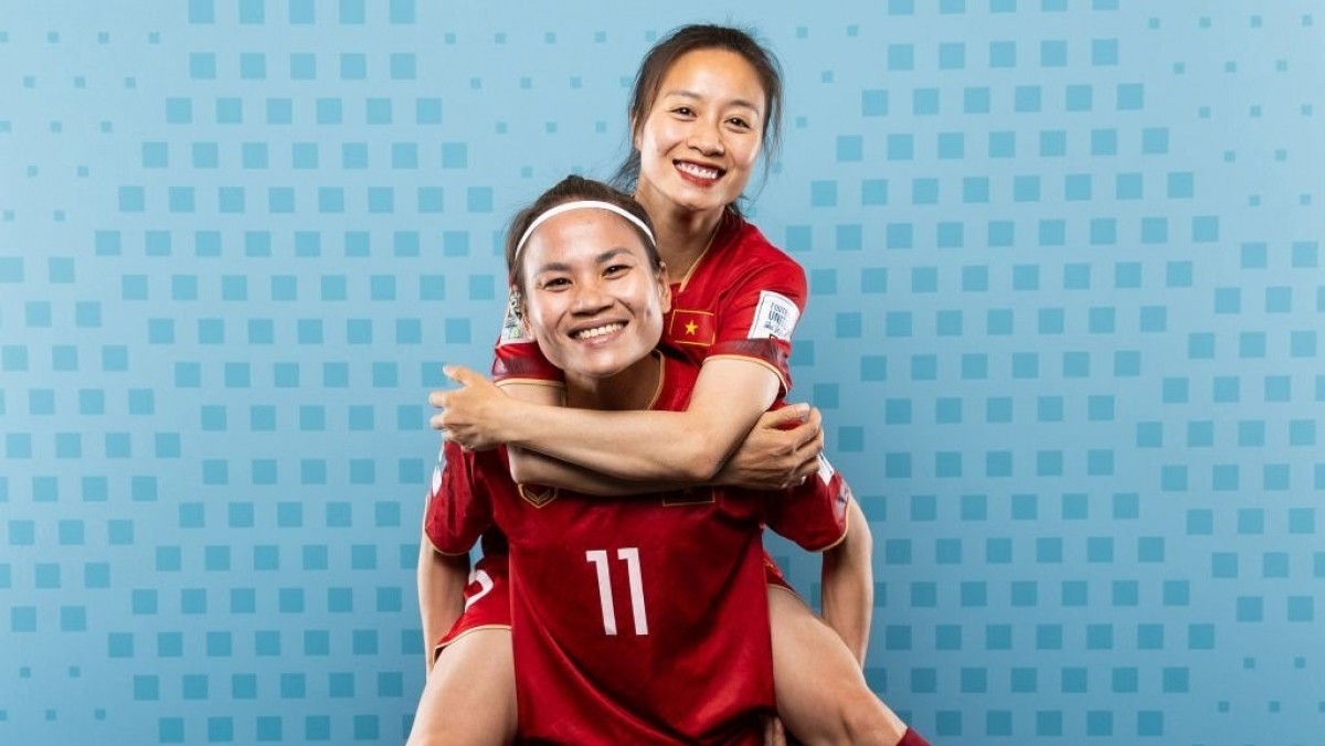 Dàn tuyển thủ Việt Nam rạng rỡ ở buổi chụp hình trước thềm World Cup nữ 2023 - Ảnh 3