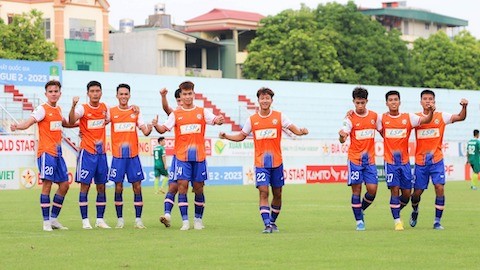 V-League 2023: Nhiều đội bóng gặp khó khăn tài chính, HLV trưởng nói điều tâm can - Ảnh 1