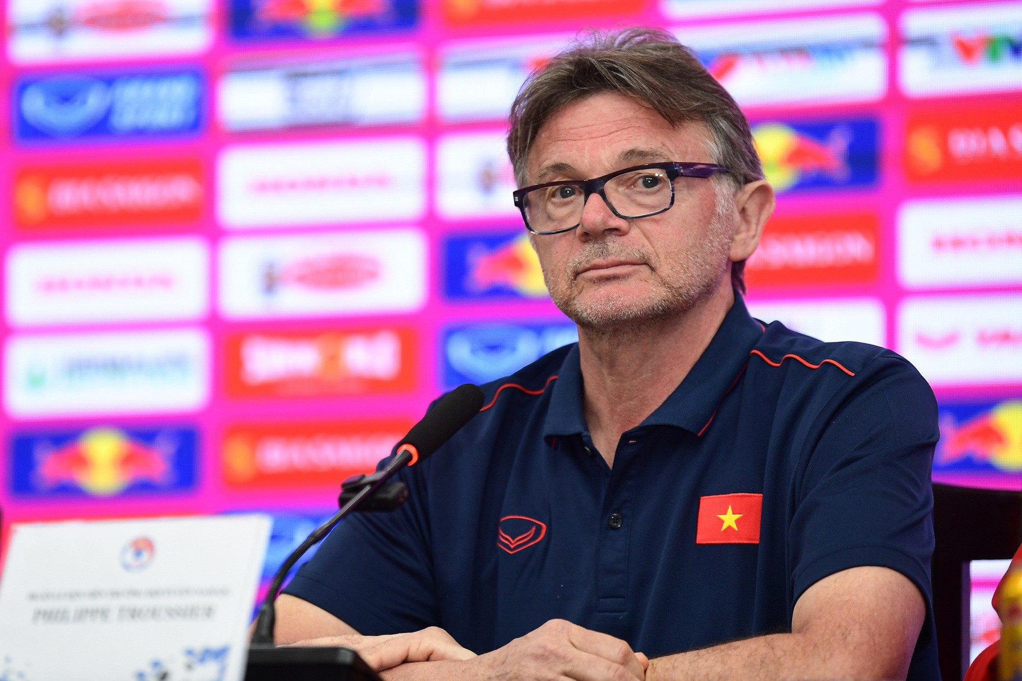 HLV trưởng Philippe Troussier sẽ đại diện đội tuyển Việt Nam tham dự World Cup nữ 2023