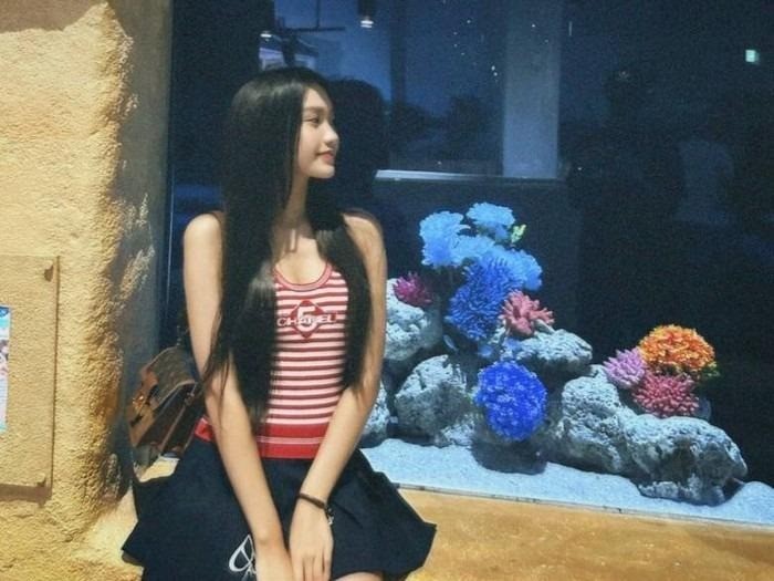 Bạn gái Văn Hậu diện bikini gợi cảm, khoe trọn đường cong 'bốc lửa' - Ảnh 4 Bạn gái Văn Hậu diện bikini gợi cảm, khoe trọn đường cong 'bốc lửa' - Ảnh 4