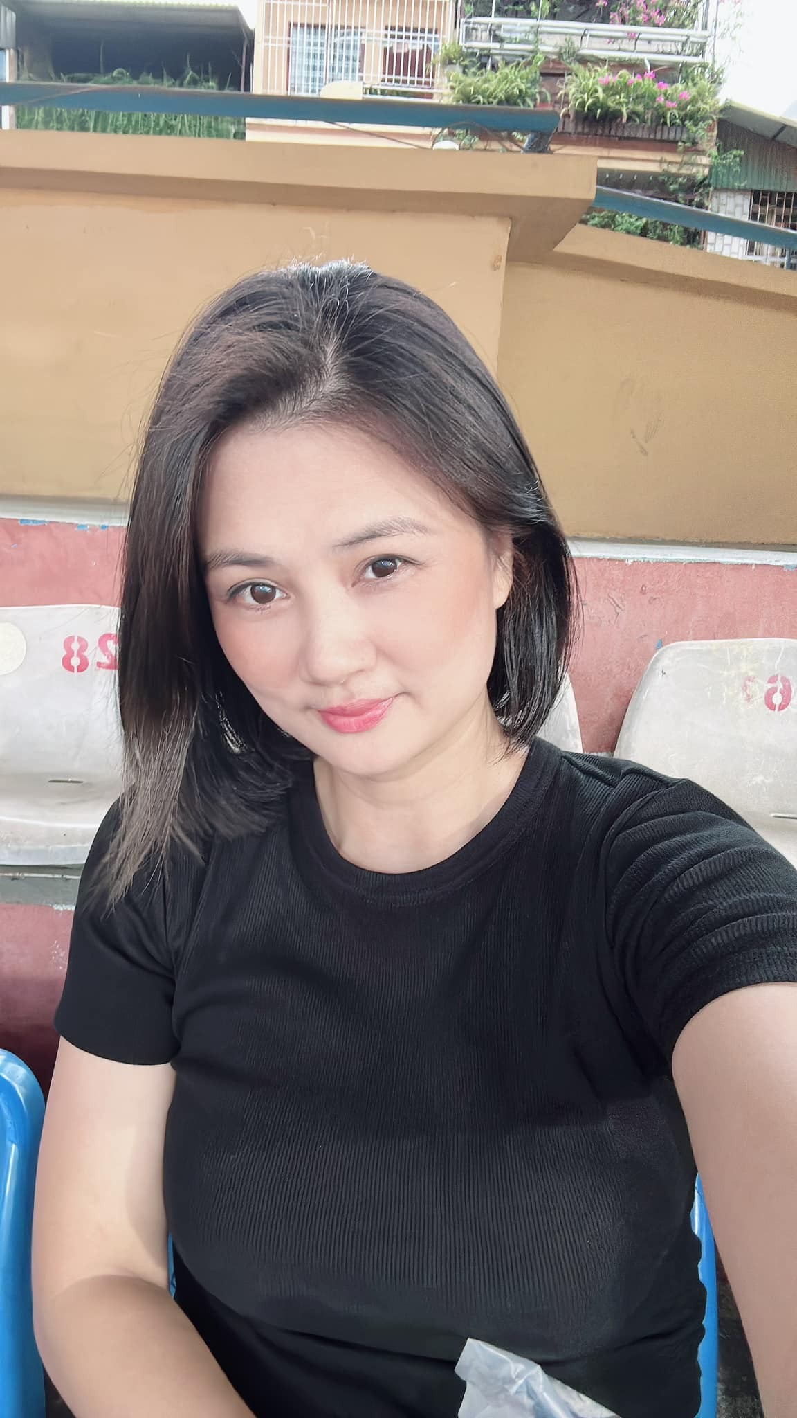 Không ít đấng mày râu cảm thấy xao xuyến trước những hình ảnh Kim Huệ trên trang cá nhân Facebook hay Instagram