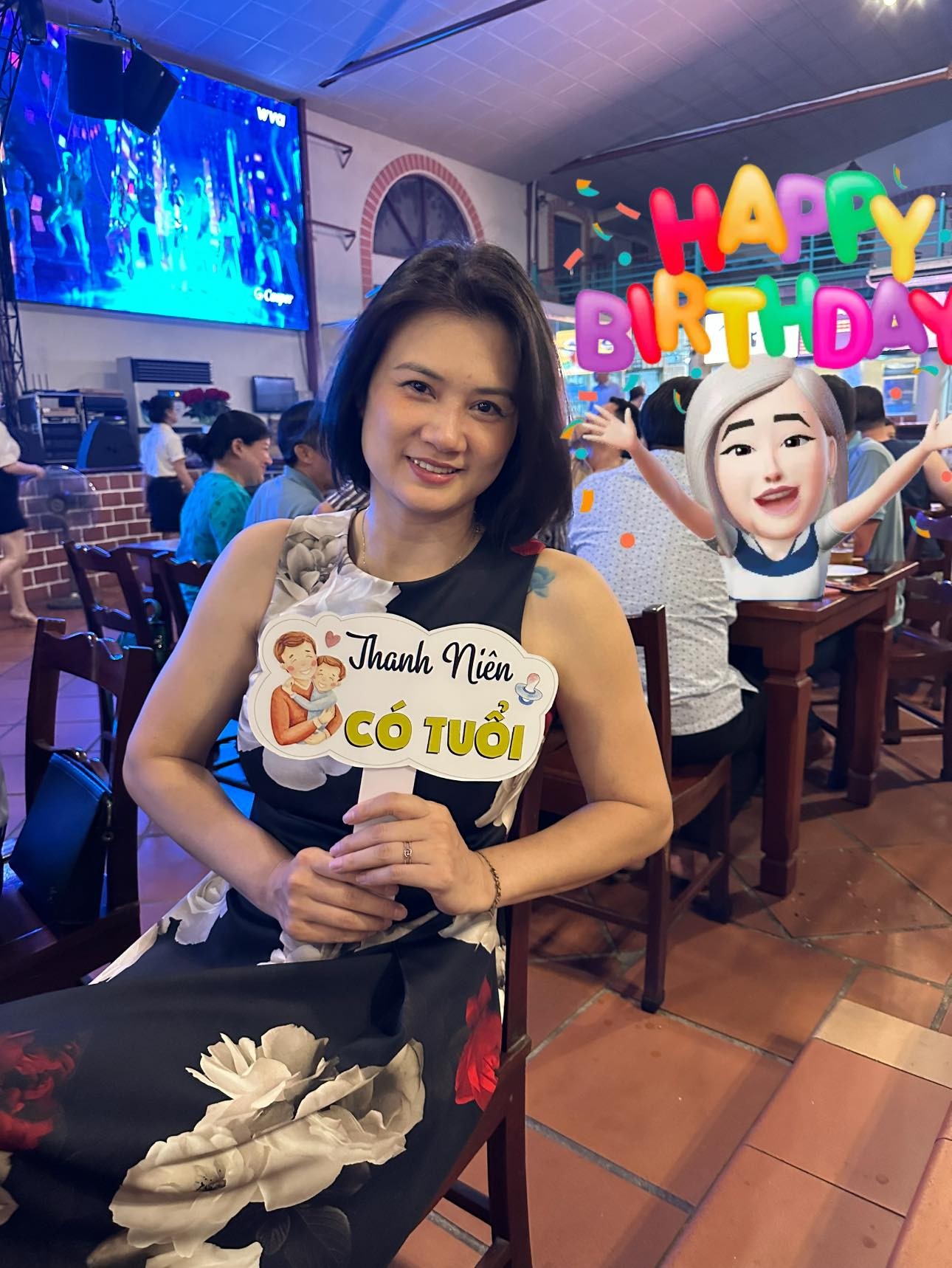 Kim Huệ vẫn “gây sốt” cộng đồng mạng với nhiều bức ảnh đẹp đời thường